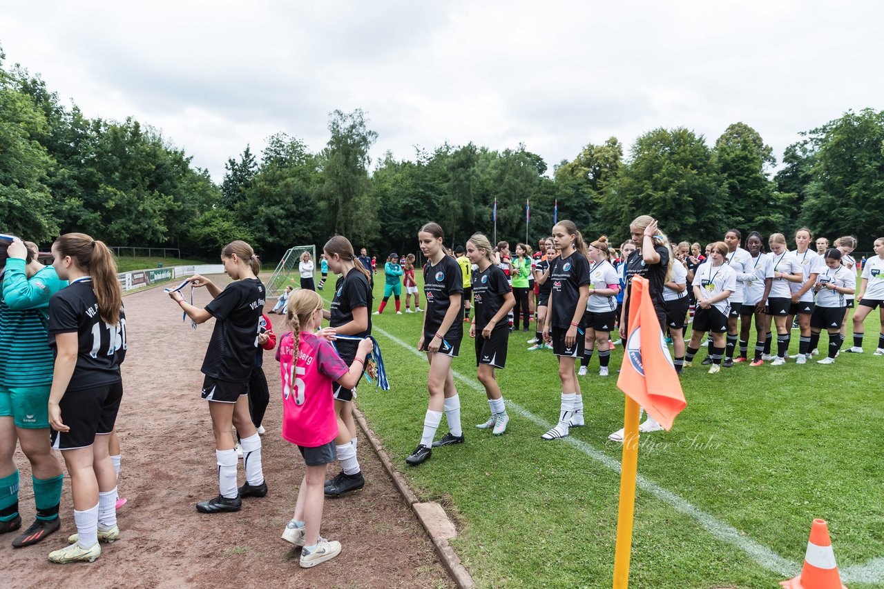 Bild 127 - Loewinnen Cup